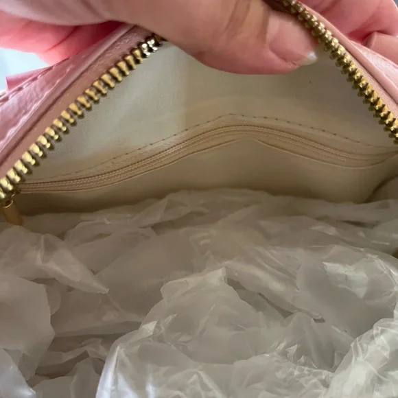 Brand new light pink Hello Kitty handbag - Picture 4 of 9